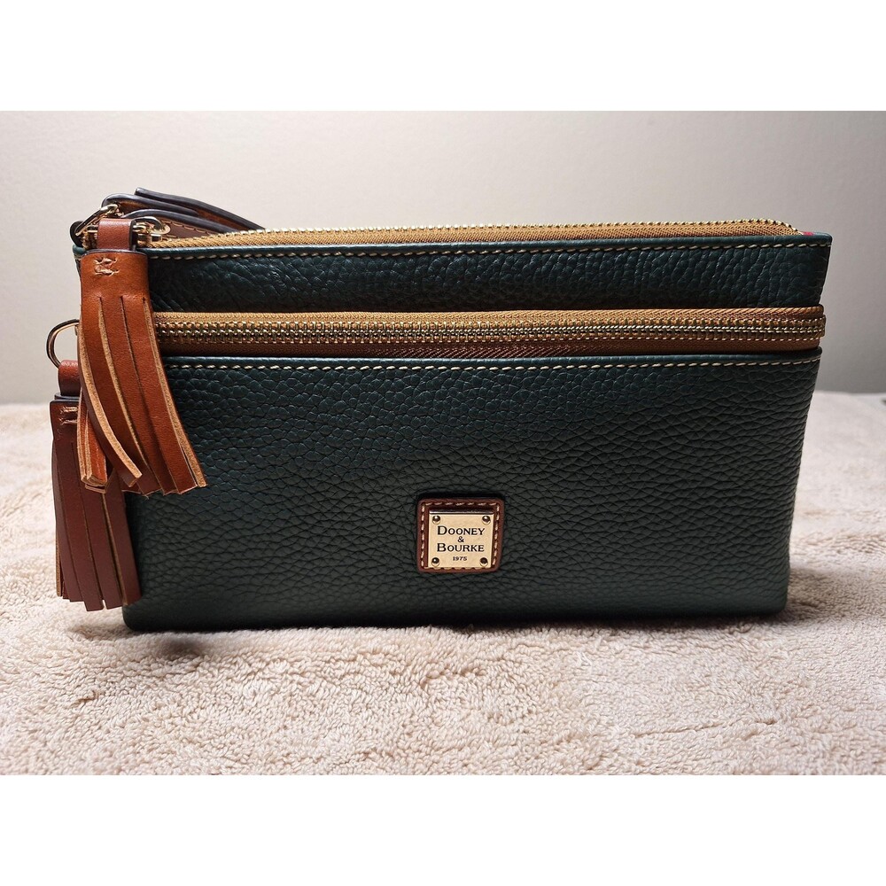 Dooney & Bourke green pebble leather wristlet